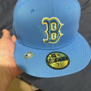 New Era Boston Red Sox City Connect Blue and Yellow Game Cap